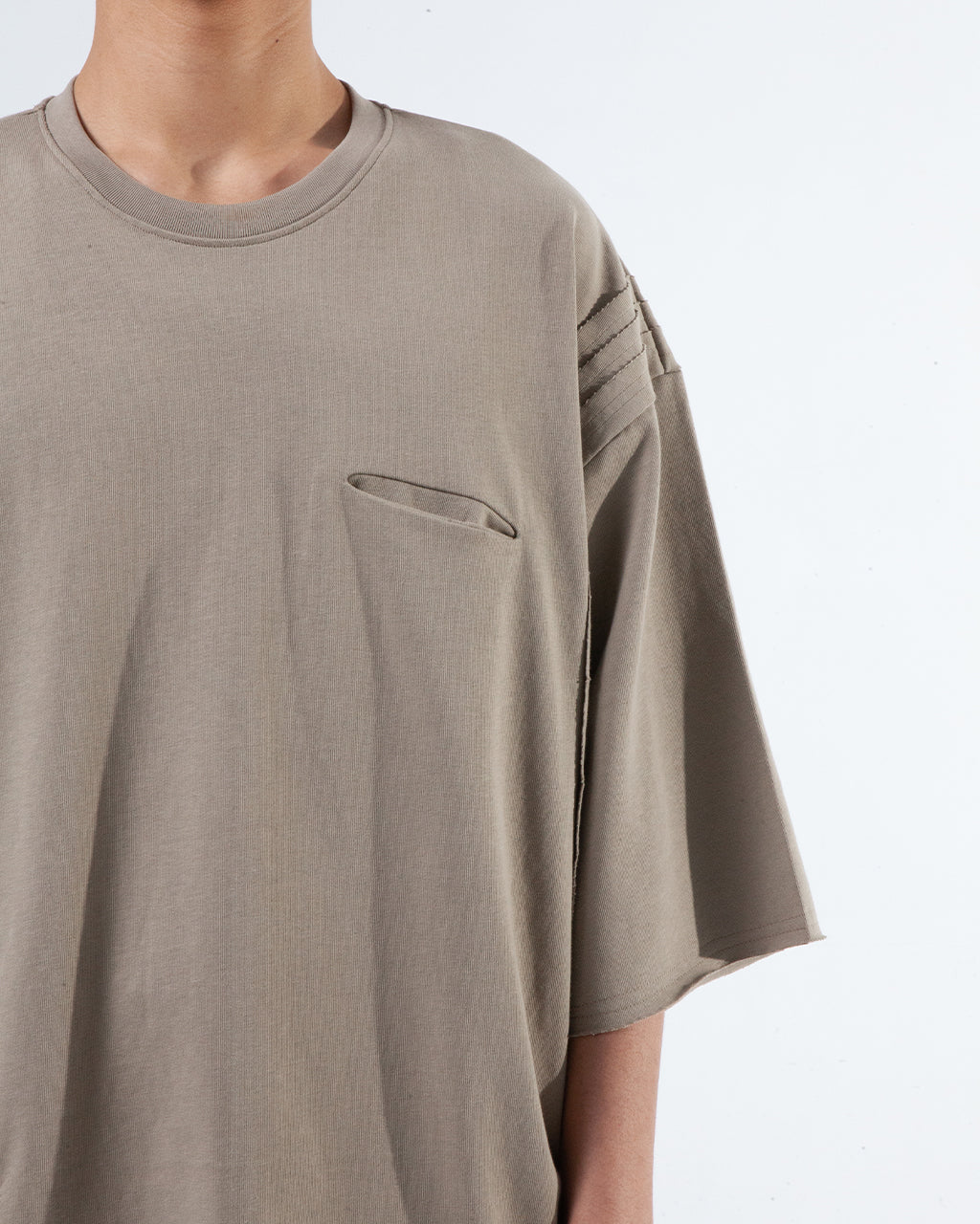 Double Pockets Tee