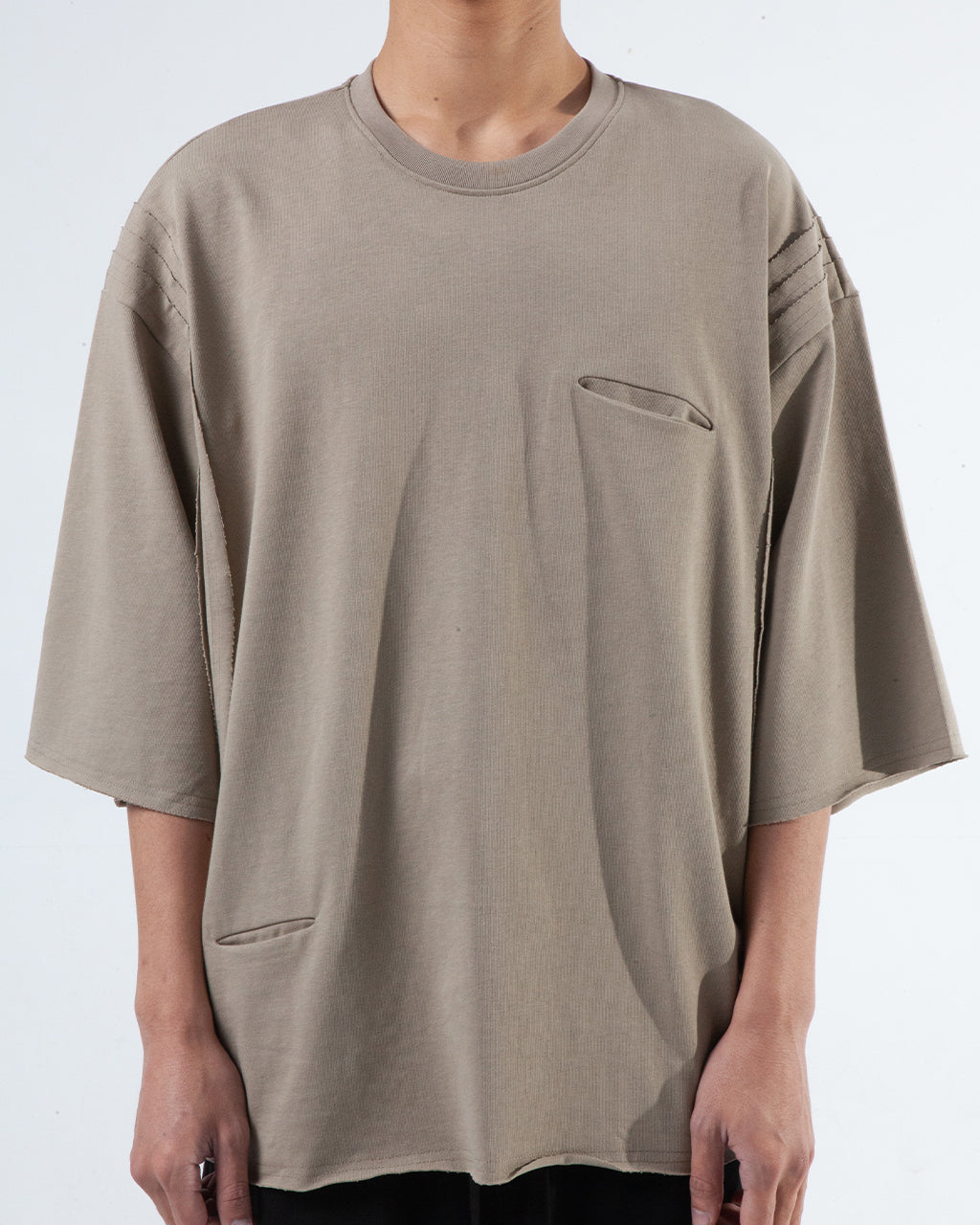 Double Pockets Tee