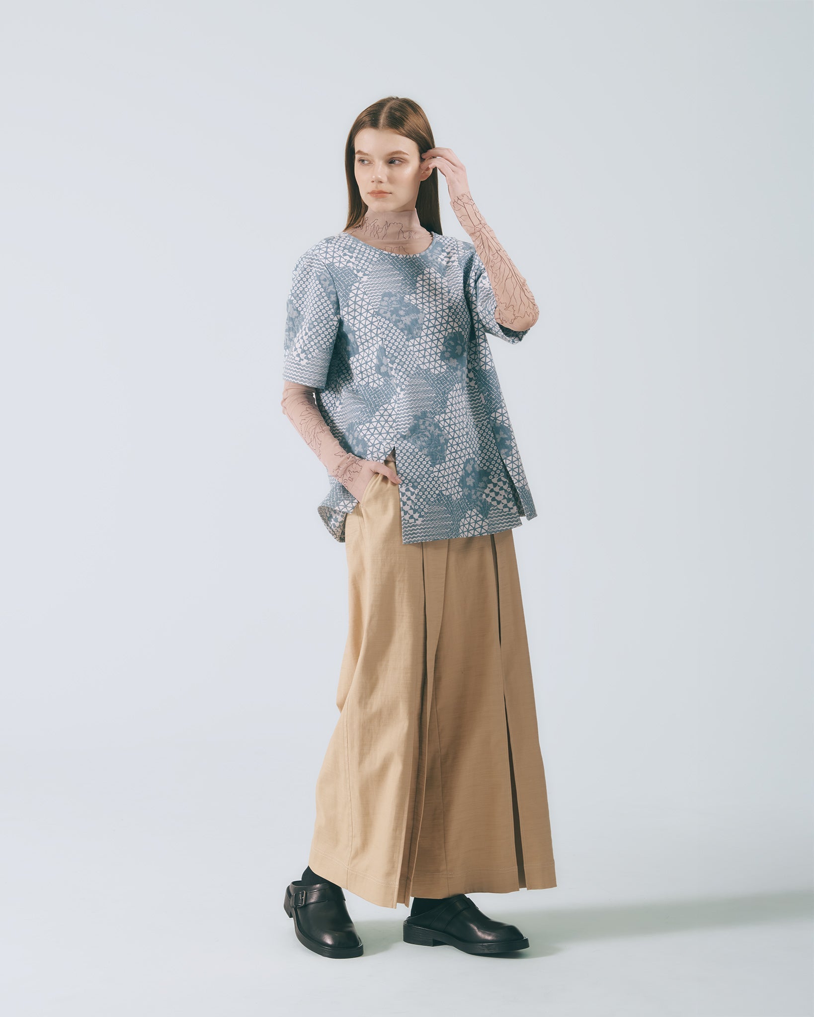 《幾何学模様》2WAYサイドスリットTシャツ 6
