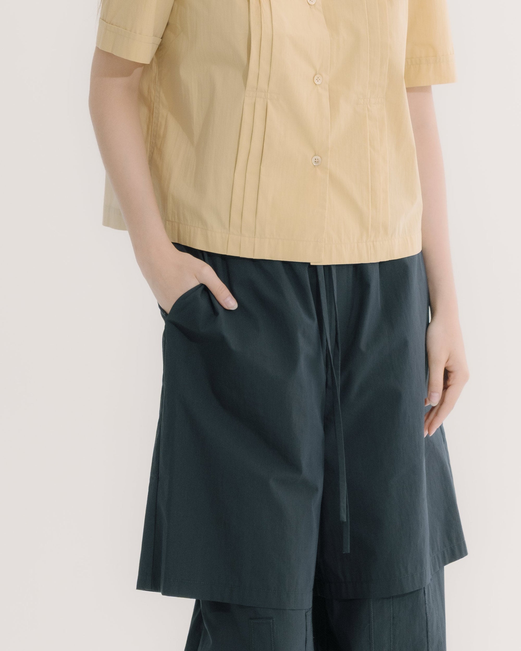 ドローストリング レイヤード風ワイドパンツ｜navy 2