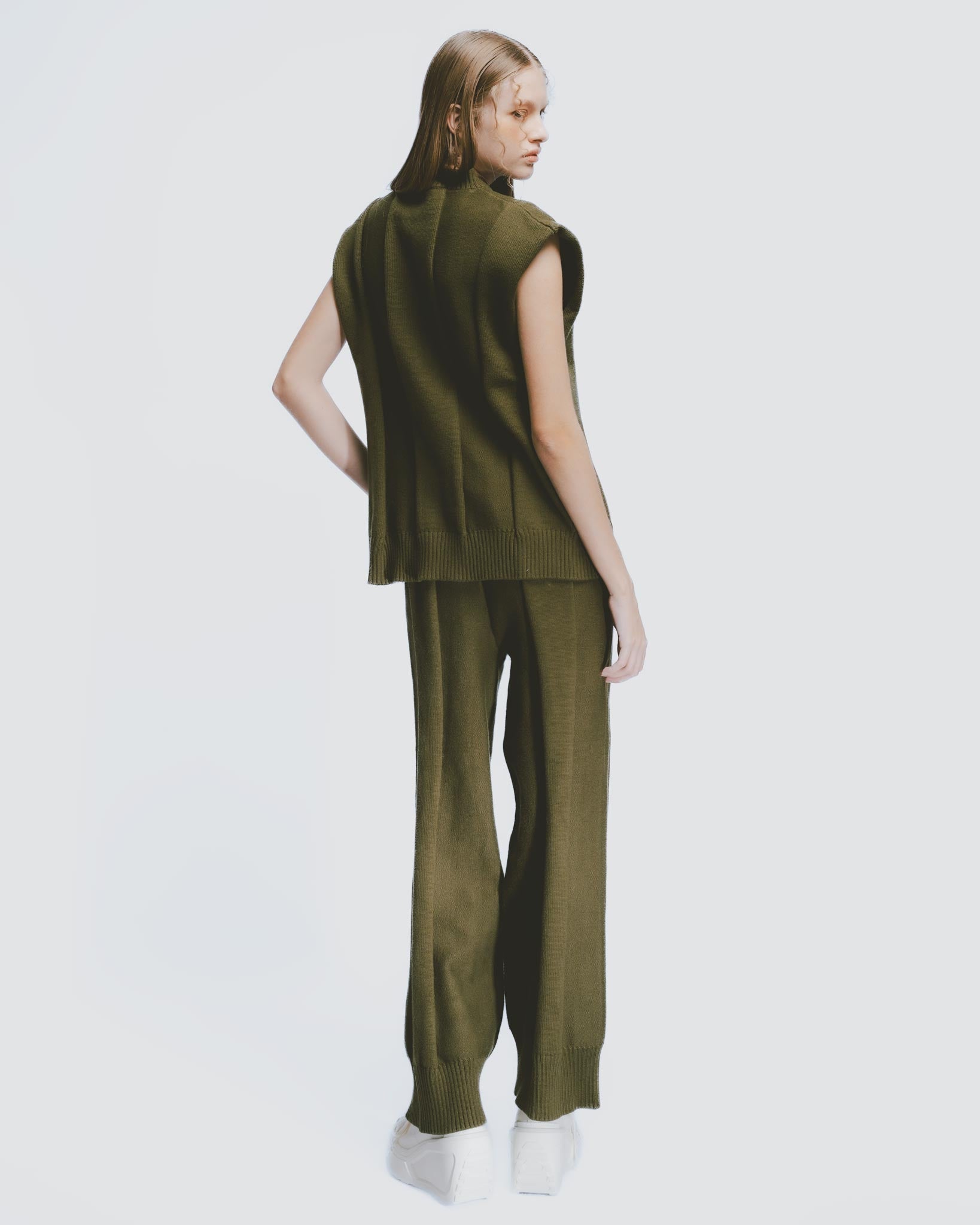 リブニットパンツ｜Olive