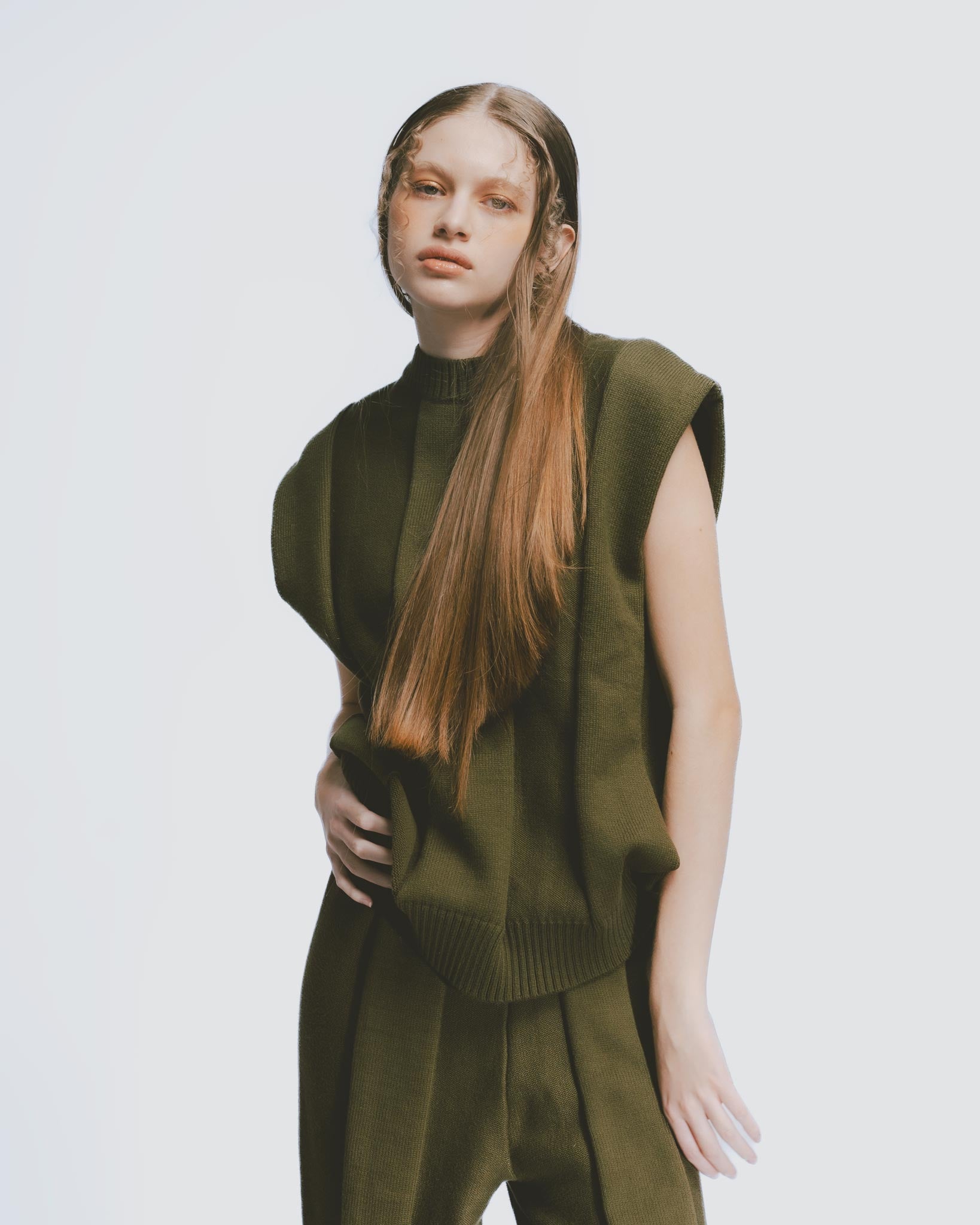 リブニットベスト｜Olive