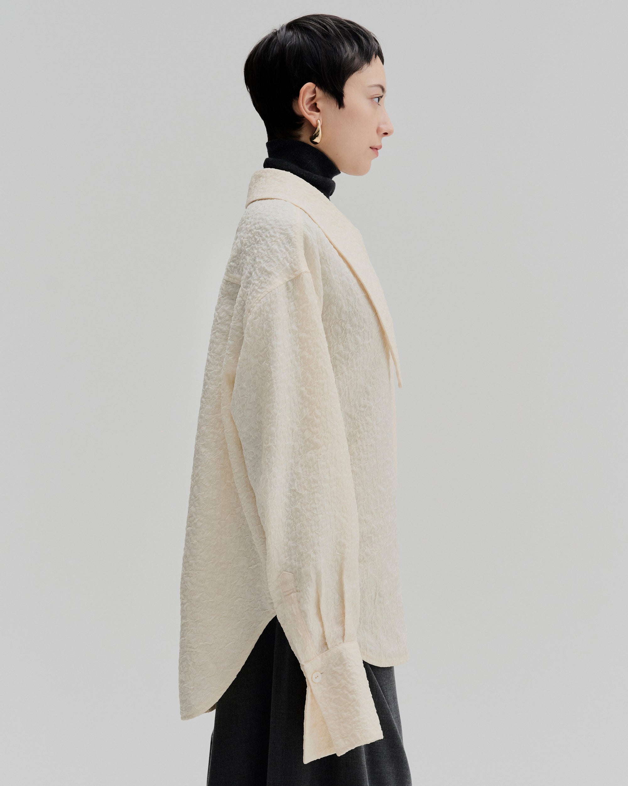 Convertible Pointed Collar Shirt