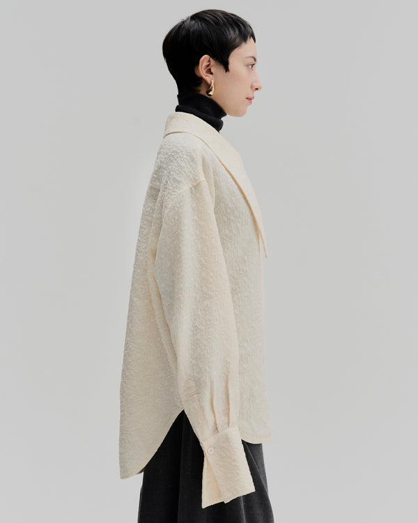 Convertible Pointed Collar Shirt