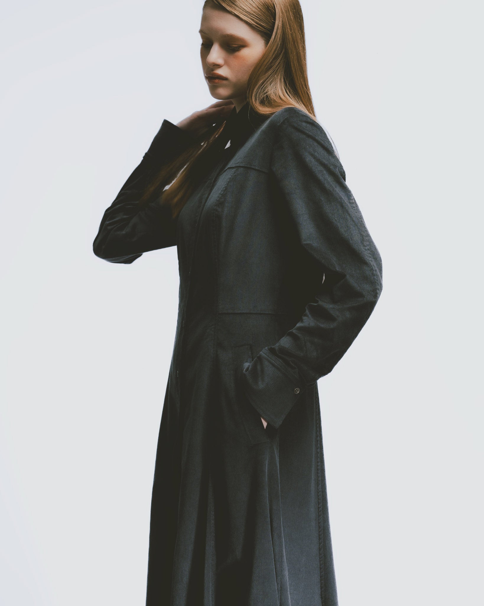 コーデュロイシャツカラードレス｜Gray