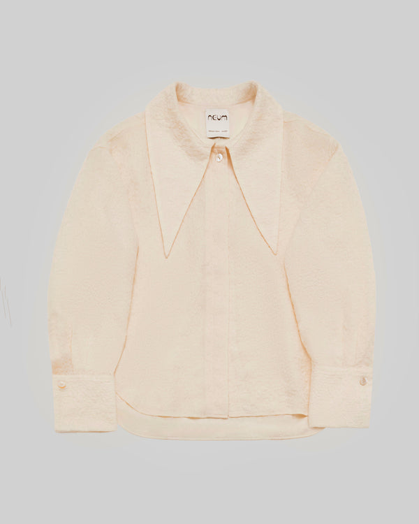 Convertible Pointed Collar Shirt