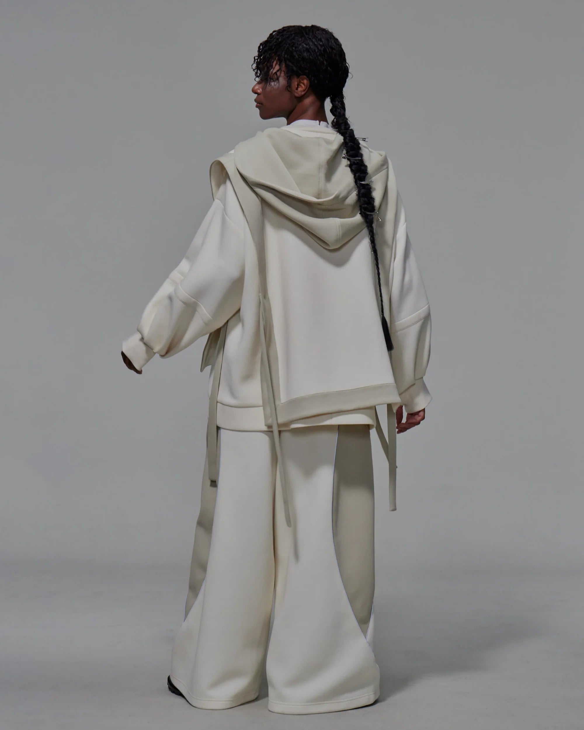 Wide-legged Dual-tone Sweatpants