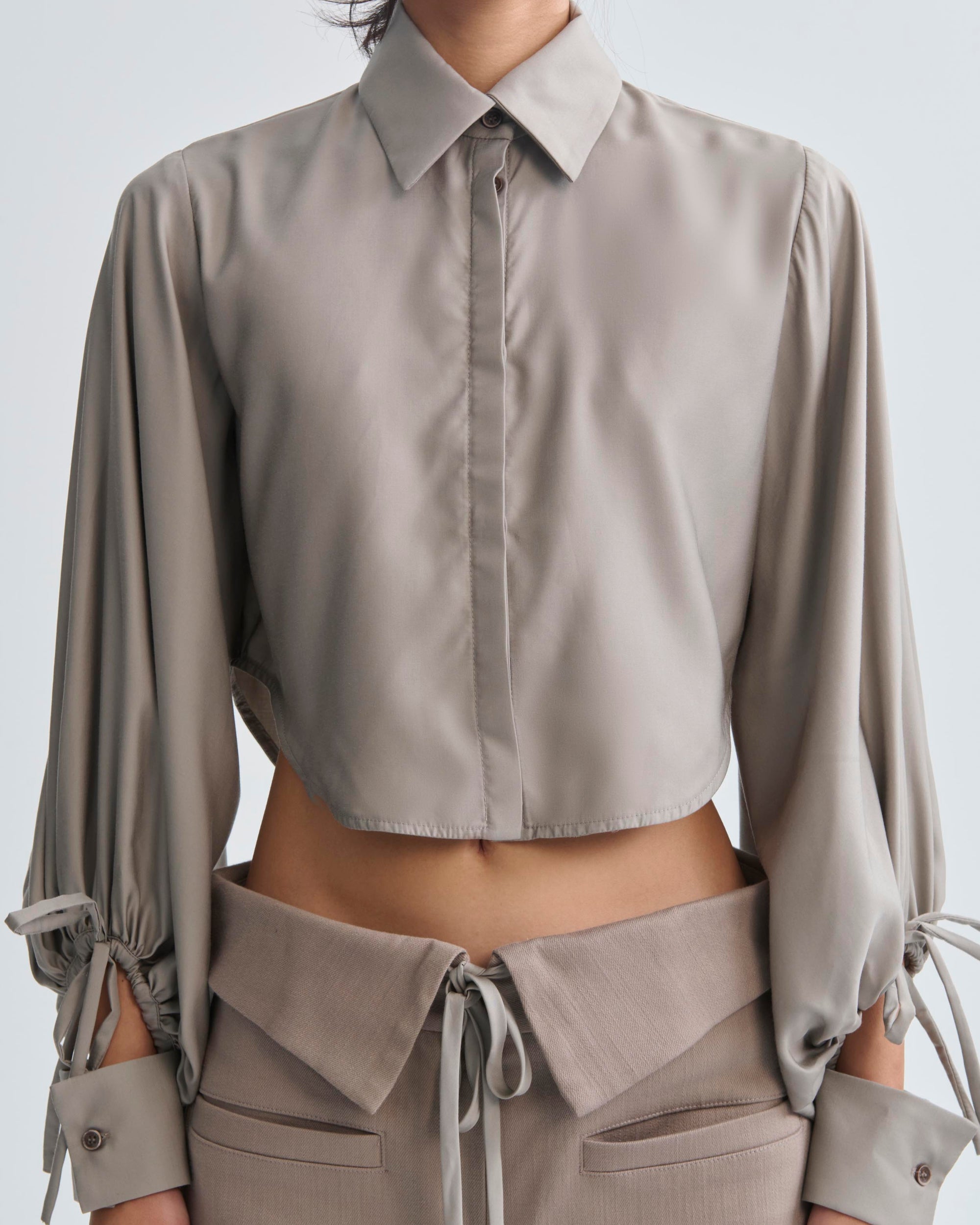 スリットカフ ドローストリング シャツ