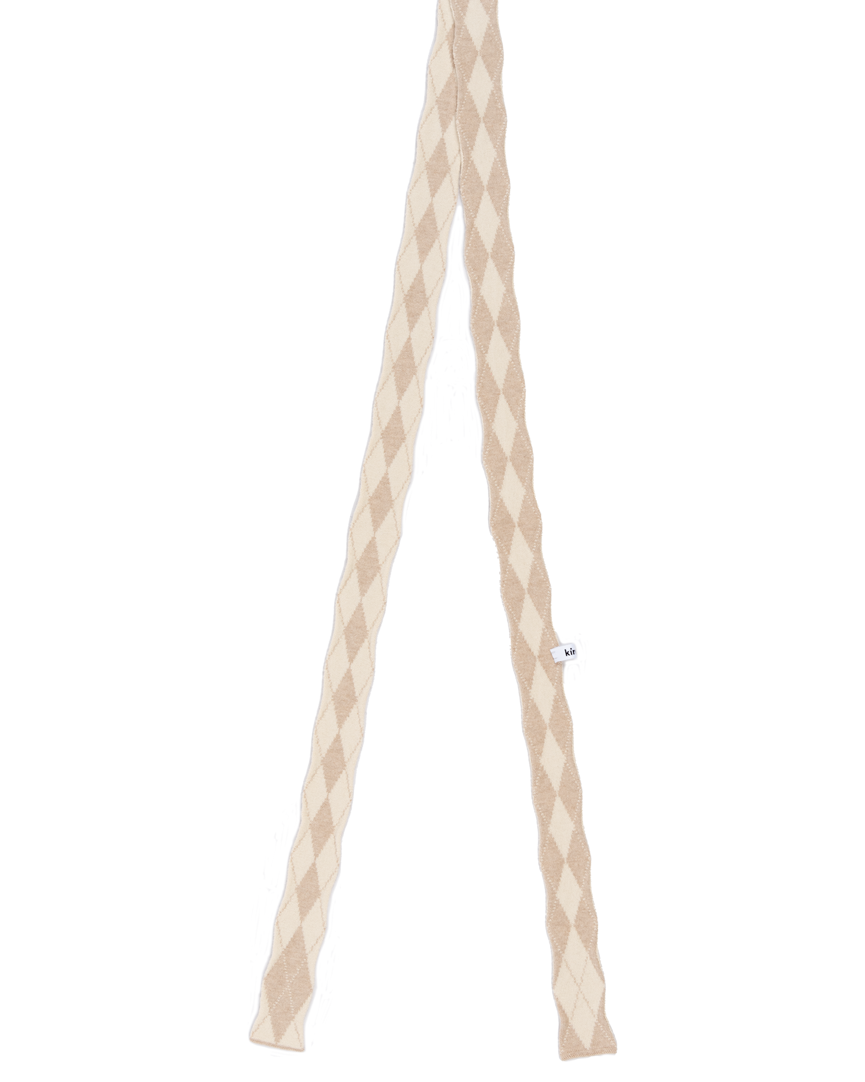 スカーフを結ぶ