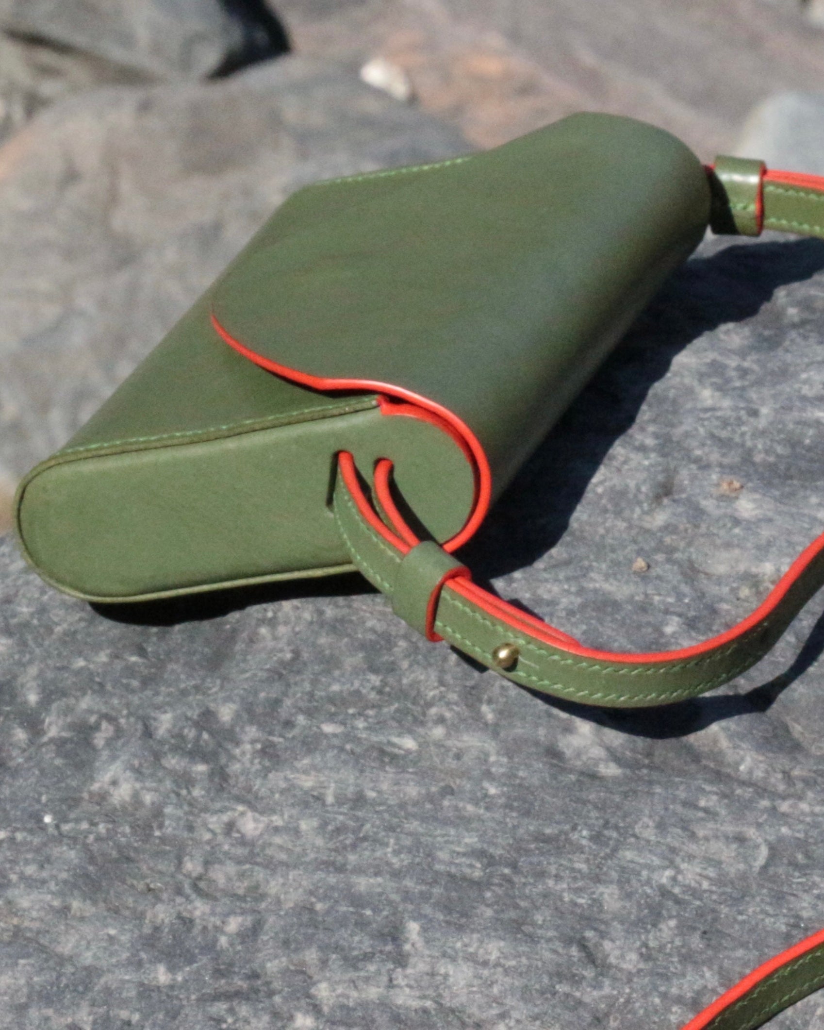 Hill Shoulder Bag｜ヒル ショルダーバッグ