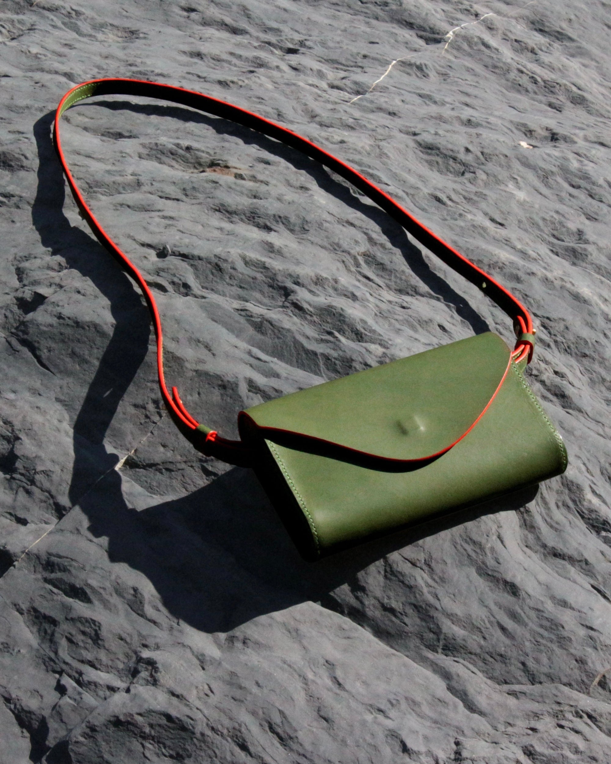 Hill Shoulder Bag｜ヒル ショルダーバッグ