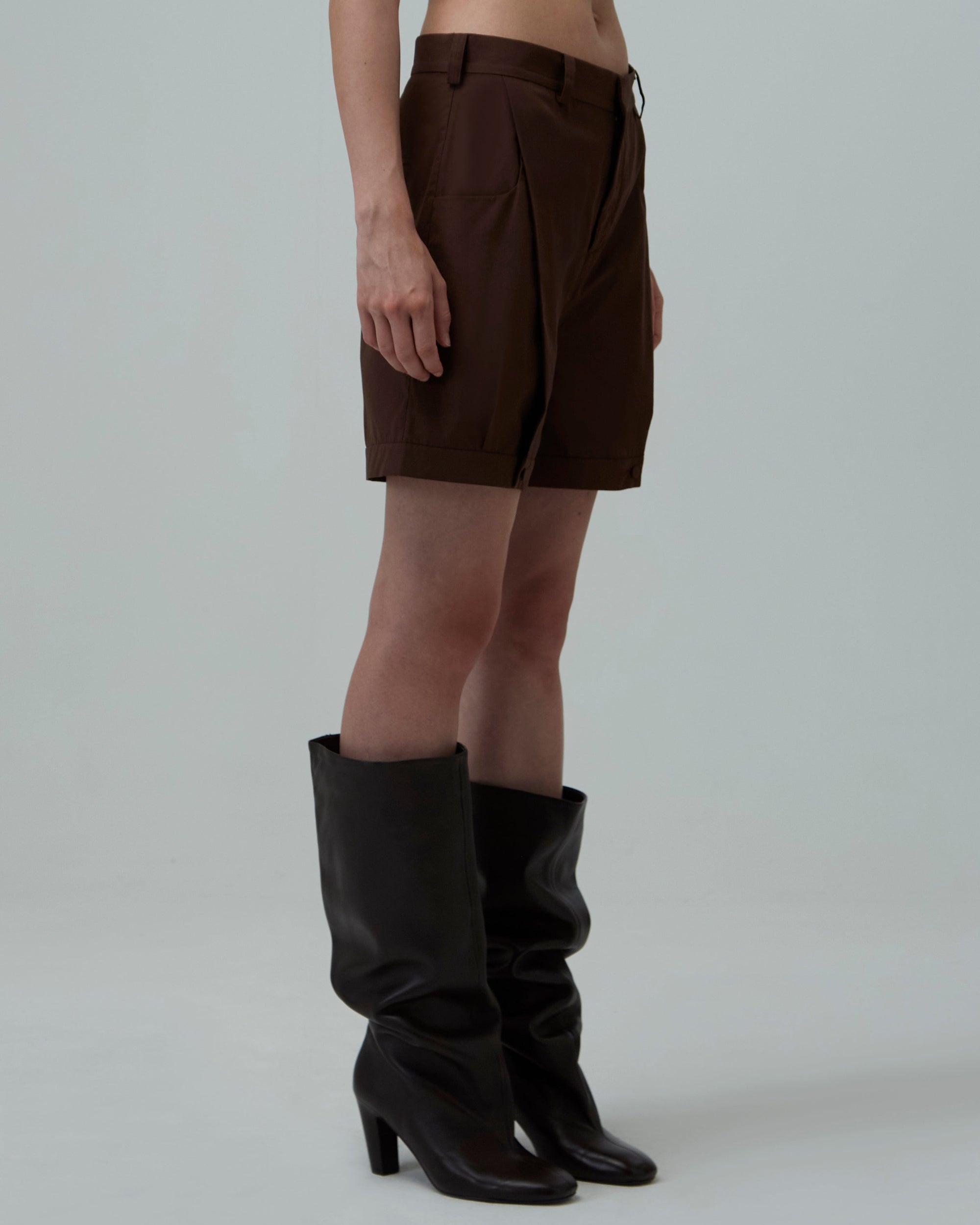 Tailored Shorts | Brown